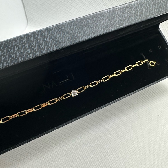 Brand New Gift Bracelet Elegant Nadri Gold Link Bracelet with Crystal Accent - Picture 3 of 8